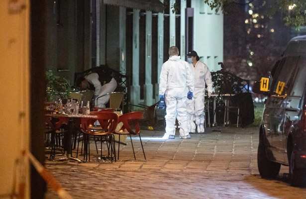 Теракт в Вене совершил 20-летний сторонник «Исламского государства». Он отсидел срок в Австрии за терроризм и был освобожден условно-досрочно