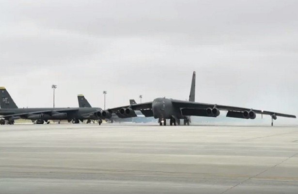 Американские бомбардировщики B-52 вернулись на Гуам после трехлетнего отсутствия