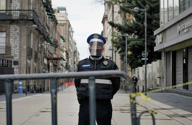 В Мексике в автофургоне нашли тела девяти человек