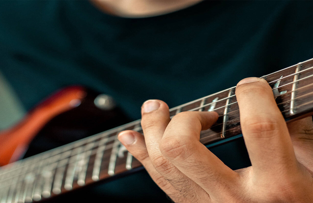 Занятие музыкой связали с замедленным старением мозга