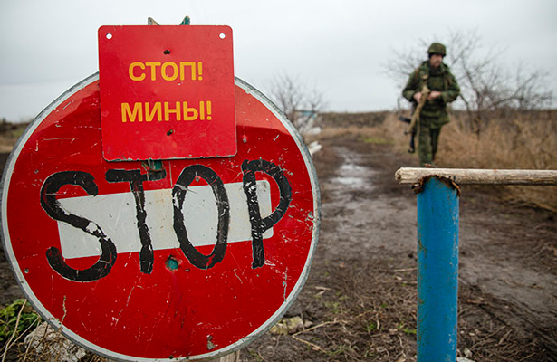 В ЛНР сообщили о взятии под контроль станицы Луганская и поселка Счастье