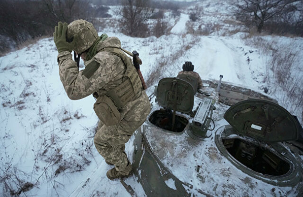 В ЛНР сообщили о переброске ВСУ бронетехники под Сватово