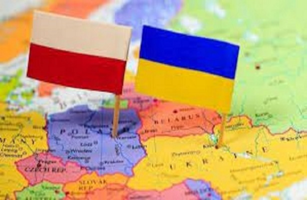 Амбициозные планы Варшавы могут привести к четвёртому разделу Польши — обозреватель
