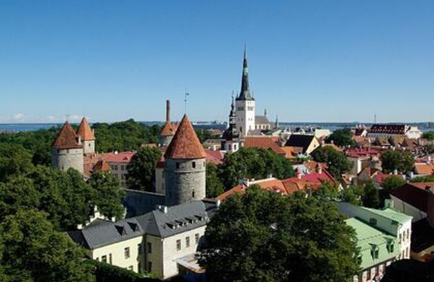 Задержанным в Эстонии российским журналистам запретили въезд в ЕС