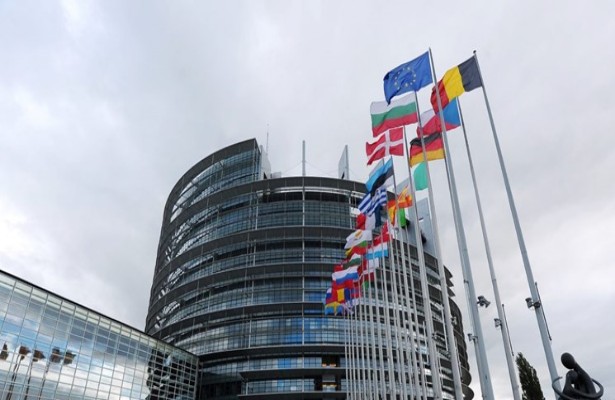 Европарламент принял резолюцию, призывающую ЕС внести в черный список КСИР