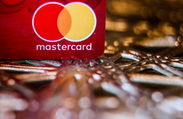 Рост выручки Mastercard в IV квартале превзошел прогнозы