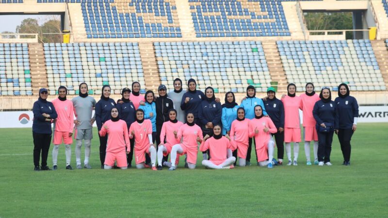 Женская сборная Ирана по футболу победила