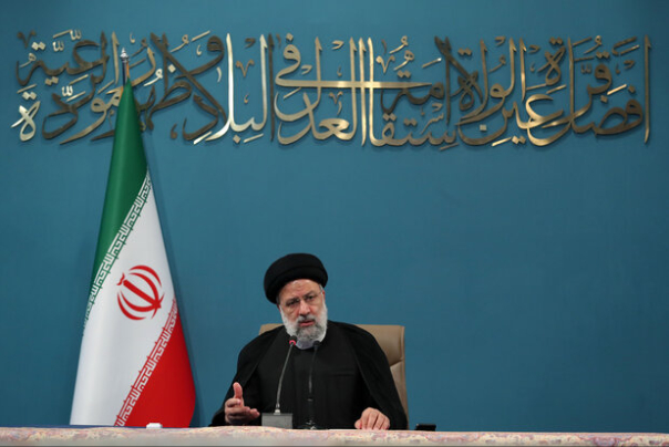 Президент Ирана приказал силам безопасности выяснить причины и мотивы убийства аятоллы Сулеймани