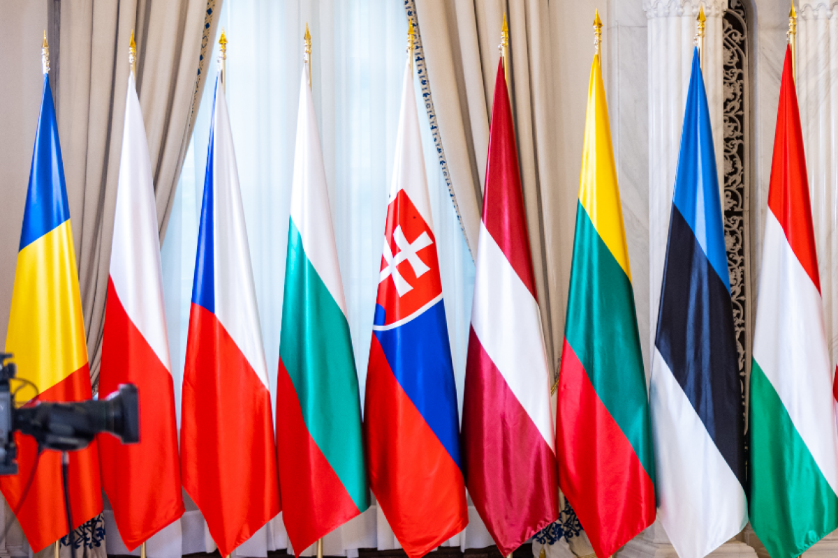В Польше пройдет встреча министров обороны стран B9