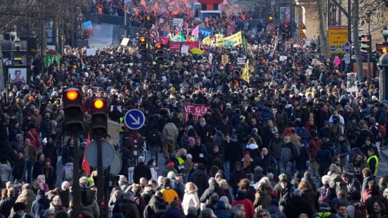 Во Франции пройдет одиннадцатый день манифестаций против пенсионной реформы