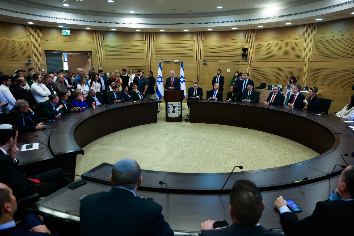 «Ликуд» против «Ликуда»: 30 лет назад эта партия требовала конституции и верховенства суда