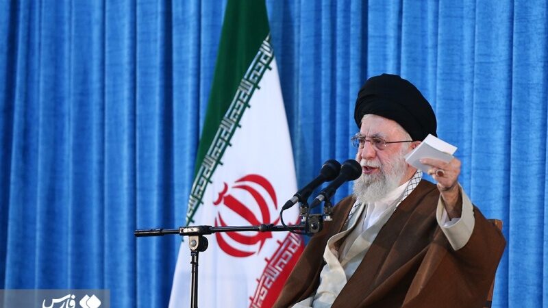 Верховный лидер Исламской революции: Сохранение независимости, достоинства и национальных интересов зависит от сохранения веры и надежды