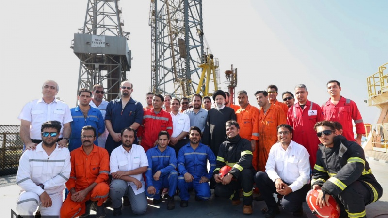 Раиси: Иран является экспортером инженерно-технических услуг в сфере энергетики