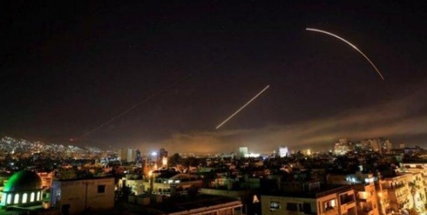 Израильские военные самолеты нанесли удары по объектам в Сирии