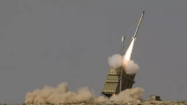 Израиль заявил о перехвате ракеты, выпущенной из Ливана