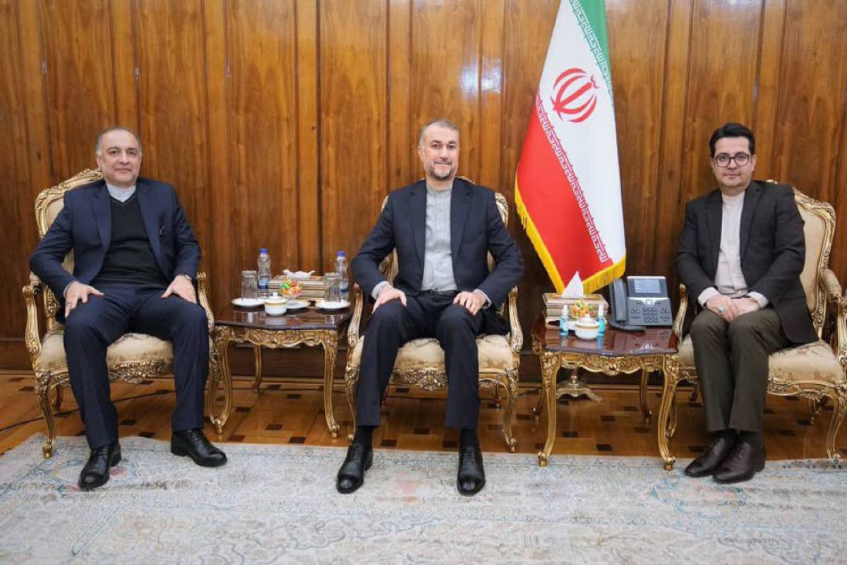 Министр иностранных дел Ирана встретился с послами своей страны в cccе иccи