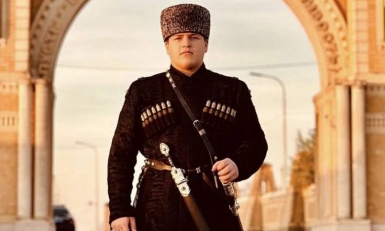Сын Кадырова Адам удостоен ордена «За служение религии Ислам» I степени