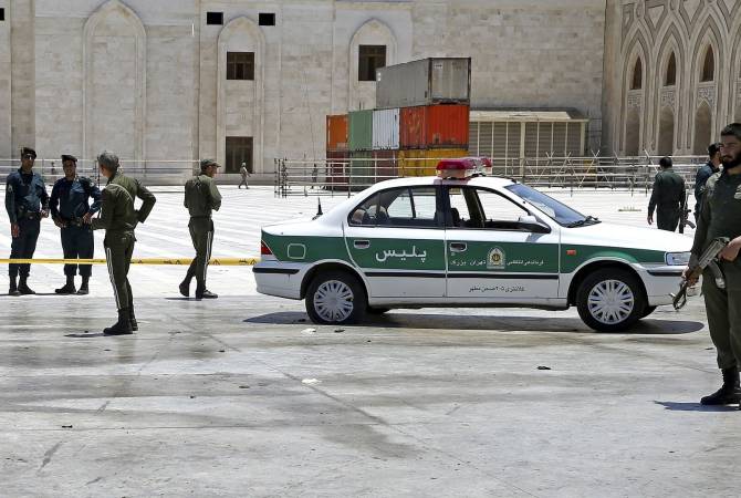 11 полицейских погибли в результате теракта на юго-востоке Ирана