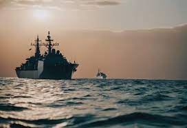 В США заявили о четырех атаках хуситов на три коммерческих судна в Красном море