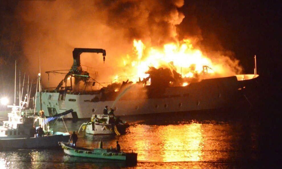 СМИ: Английский корабль, который был атакован в Красном море, перевозил топливо для израильских бомбардировщиков