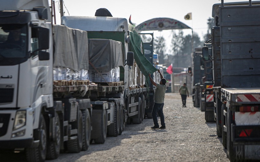В Израиле заявили, что пропустили 400 грузовиков с гуманитарным грузом в Газу