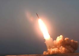 США сбили противокорабельную ракету хуситов
