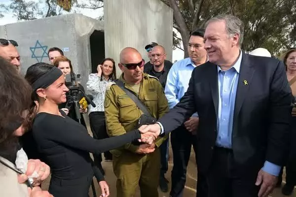 Помпео в Тель-Авиве: мы должны помочь Израилю и Украине