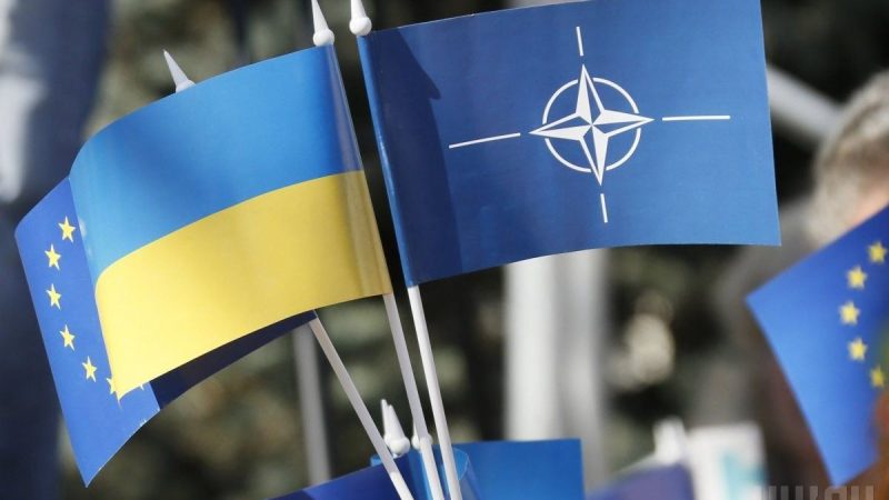 Украина и НАТО обсудили военные планы на 2024 год