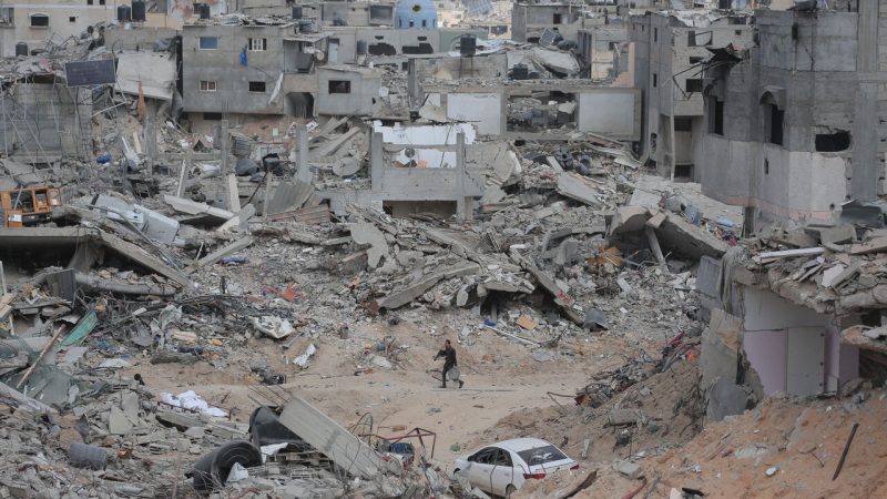 Число жертв в Газе достигло 30 878 человека